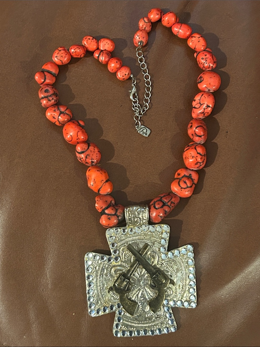 Vintage You &i Bold reddish 2 Guns Bead Necklace w/ Ornate Silver Cross Pendant